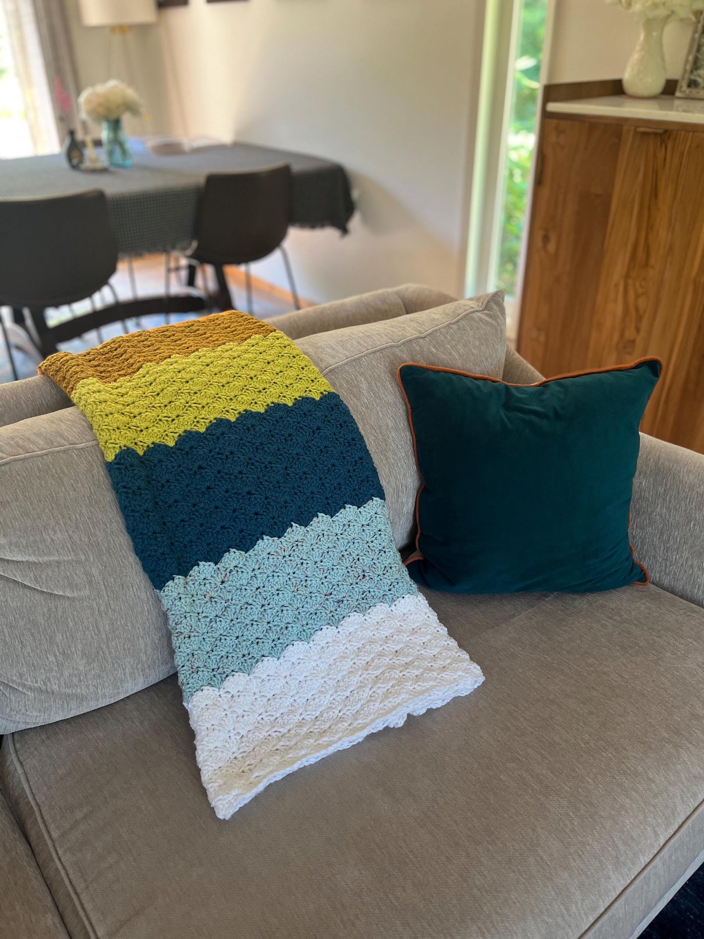 pacific summer throw blanket | digital crochet pattern