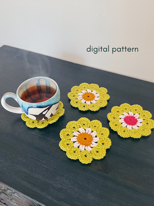 scalloped daisy coaster pattern | digital crochet pattern